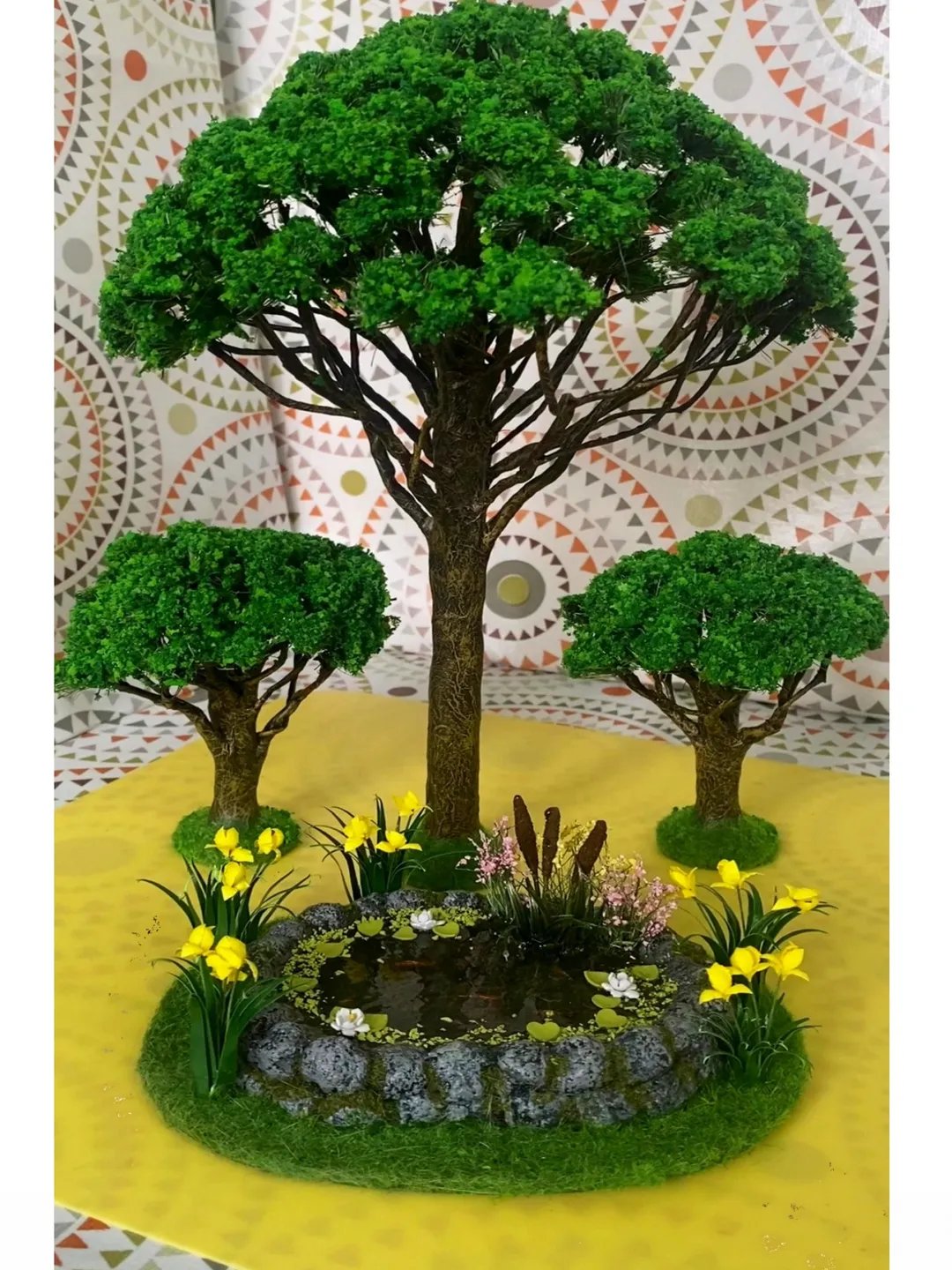 Tree for doll garden. 9.84 inches. Dollhouse miniature. 1:12. Plants for a dollhouse.