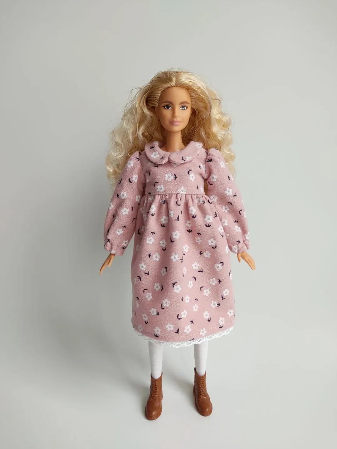 PDF sewing pattern for Barbie dolls.