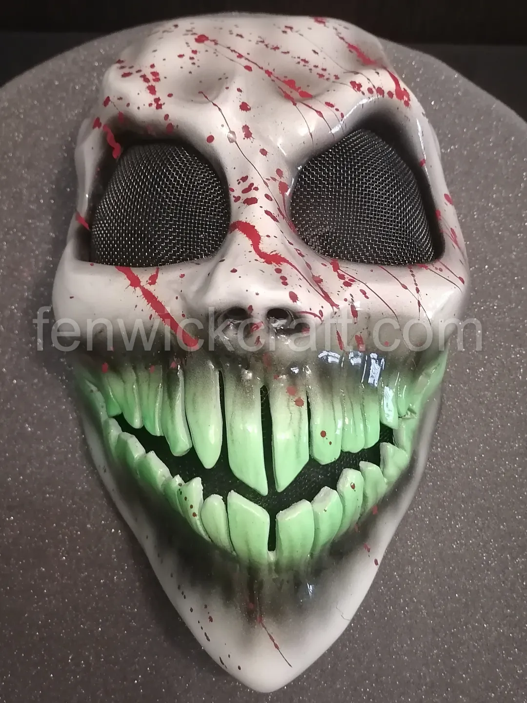 Creepy Joker Mask / Smiling Mask - Halloween Cosplay
