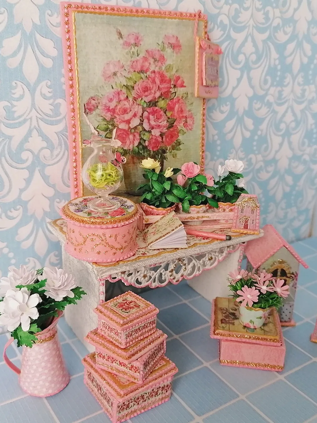 Cabinet set in 1:12 scale. Dollhouse miniature.