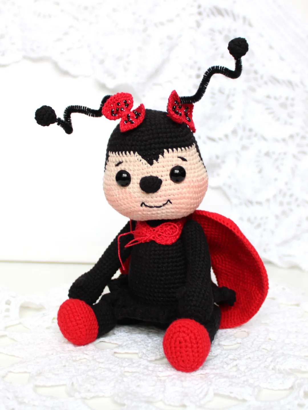 Crochet ladybird pattern PDF in English Amigurumi ladybeetle toy Ladybug crochet toy