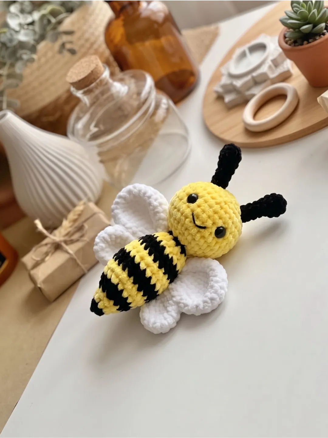Bee Crochet Pattern PDF – Amigurumi Bumblebee Plushie, Easy Low Sew ...