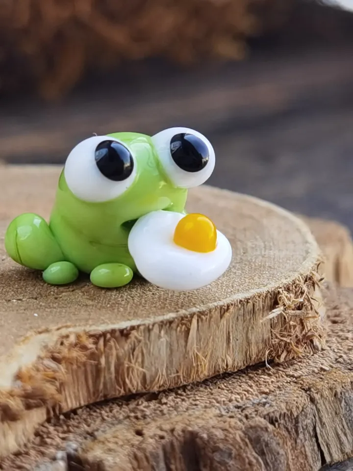 MONEY Frog gifts glass Frog figurine Tiny frog miniature miniature fried eggs mini frog figurine micro frog Frog ornament Dollhouse decor