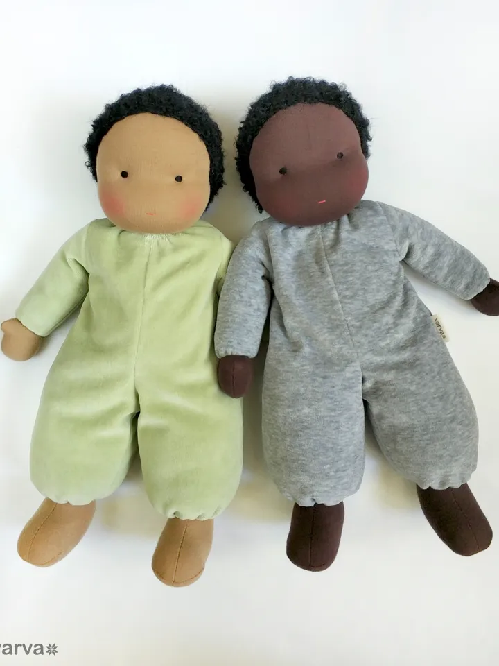 DIY Waldorf cuddly doll 13 inch (33 cm) tall. PDF sewing pattern and tutorial.