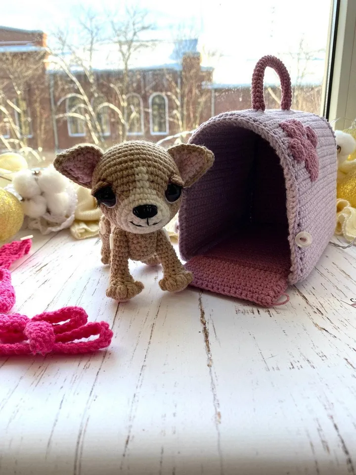PDF Chihuahua Dog in a Carrier Bag Crochet pattern, Crochet Animal Pattern, Crochet Puppy, Amigurumi baby toy, Crochet Cute Dog Amigurumi