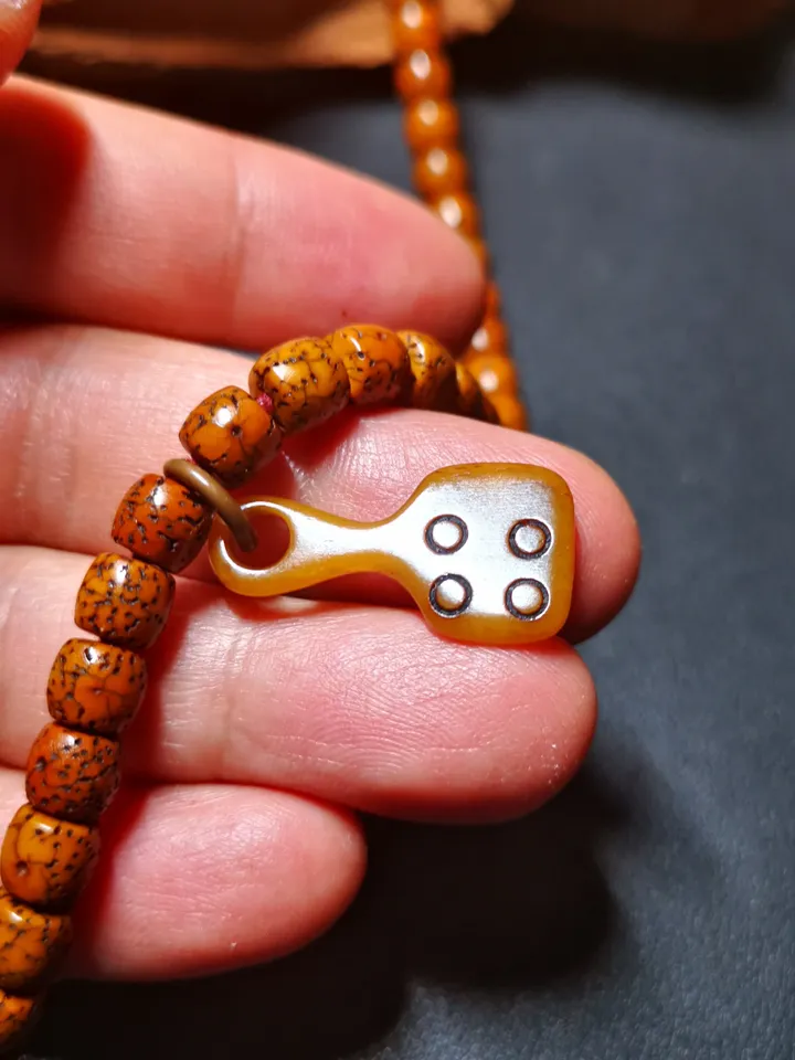 Yak Bone Carved Mantra Dot Mala Pendant,Bead Counter Clip, Prayer Bead Accessories,Gandhanra Tibetan Amulet