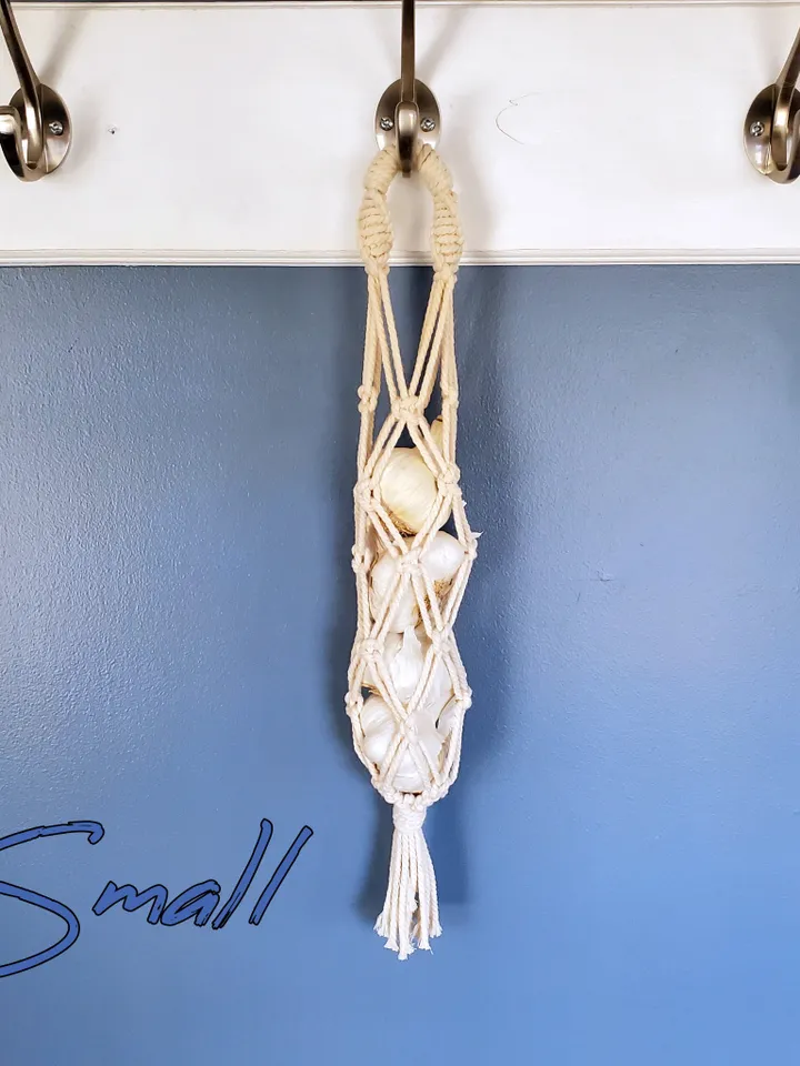 Macrame Produce Bag SMALL Garlic Holder Boho Kitchen Decor RV Storage Solution Fruit Hammock Produce Nets Kitchen Organization Gift