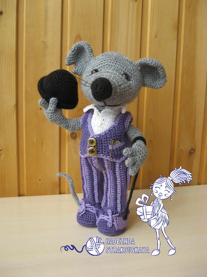 PATTERN: Daddy Mouse - tattered ear crochet pattern*
