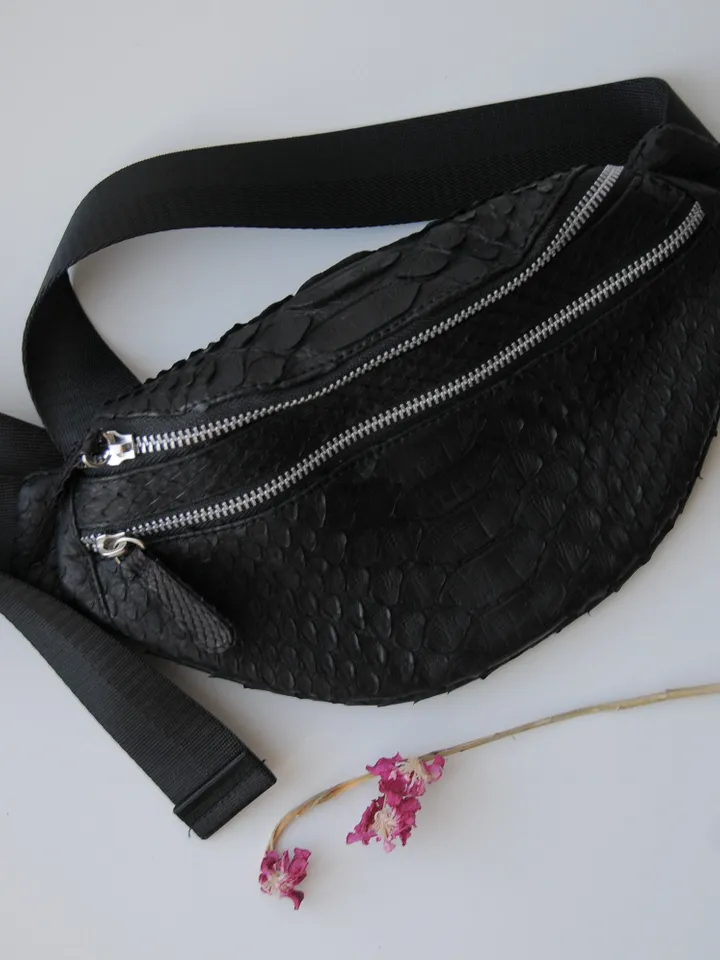 Genuine Python Skin Fanny Pack Black Color | Leather Belt Bag | Summer Bags | Unisex Fanny Pack | Exotic Leather Bags | Snake Print Bag