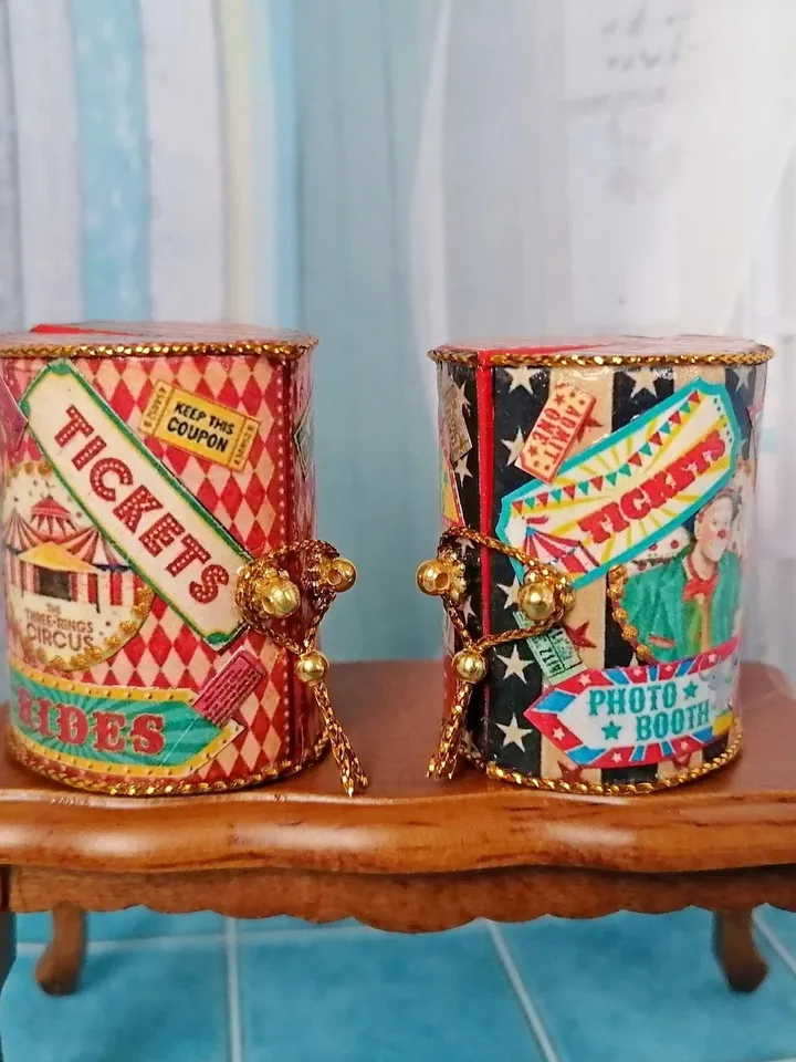 Circus for the dollhouse. Miniature circus. 1:12. Dollhouse miniature.