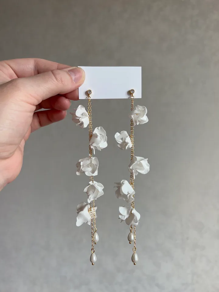 Wedding earrings, flower earrings