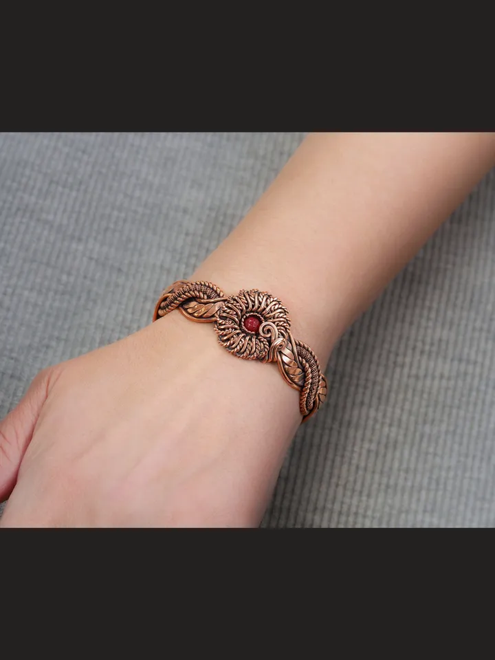 Copper wire wrapped red Agate bracelet for woman, Statement flower jewelry, 7th Anniversary gift for her woman, Unique copper jewelry, Braided Art Nouveau antique style bracelet, Oxidized pure copper, Handmade