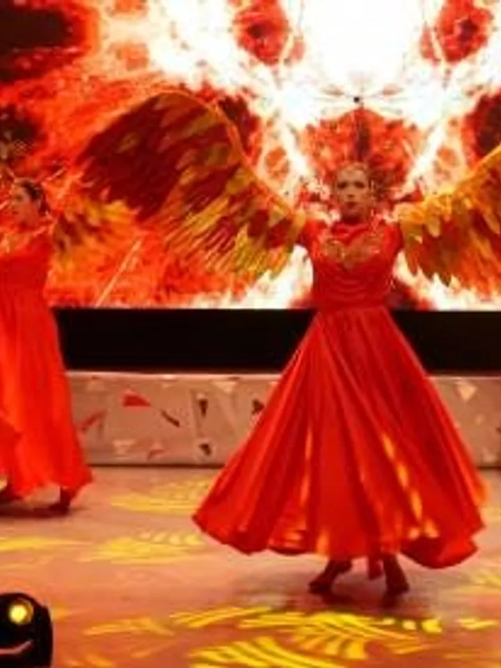 phoenix wings, colorful wings, glitter phoenix wings, dance wings, theater wings, brazilian carnival, festival costume, burning man