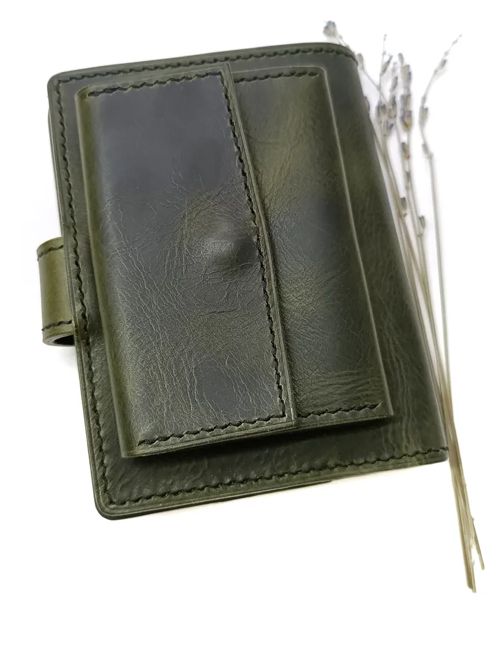leather pattern to make a bifold wallet. Leather template passport wallet.