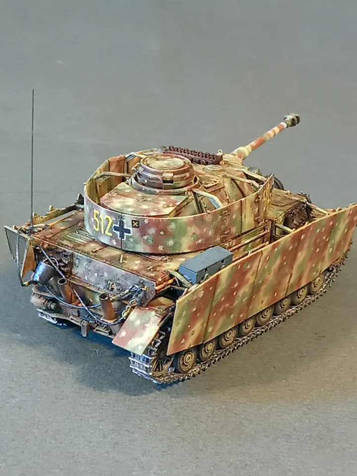 Pro Built model Panzer IV Ausf.J 31 Pz.Reg., 1/72 scale