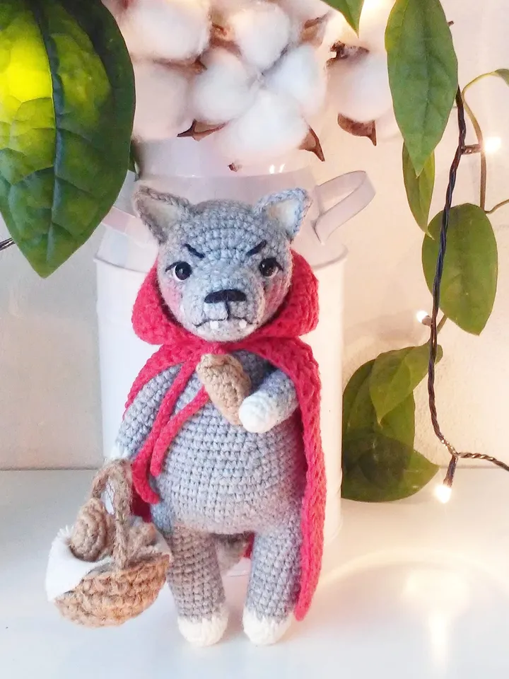 Crochet pattern wolf red riding hood