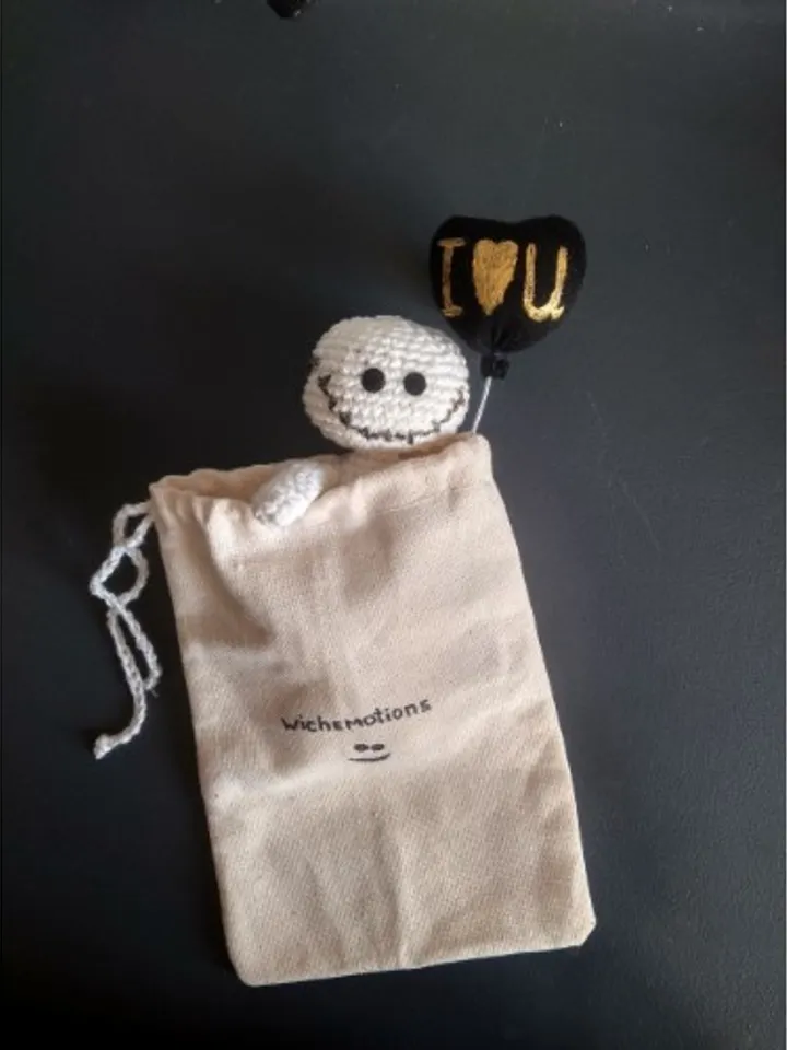 A Meaningful Gift for Your Loved Ones -Crocheted Zombie Doll with Balloon I love u