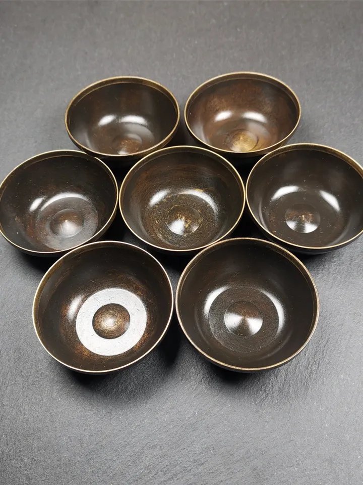Gandhanra Handmade Tibetan Buddhist Water Offering Bowls,Yonchap Bowls,Made of Copper,1 Set of 7 Bowls,2.2"