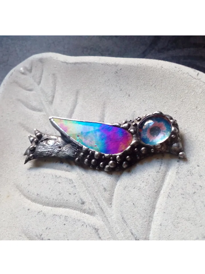 Stained glass bird brooch, Hummingbird pin, iridescent stained glass, exotic bird pin, Tropical bird brooch