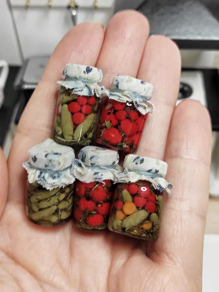 Miniature jars  -  dollhouse miniature - diorama - mini jars - gift
