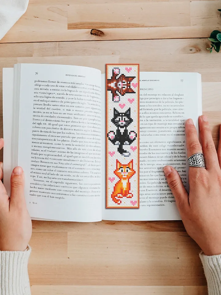 Modern bookmark cat cross stitch pattern digital PDF Handmade bookmark embroidery beginners Instant download Gift for book lover #B2