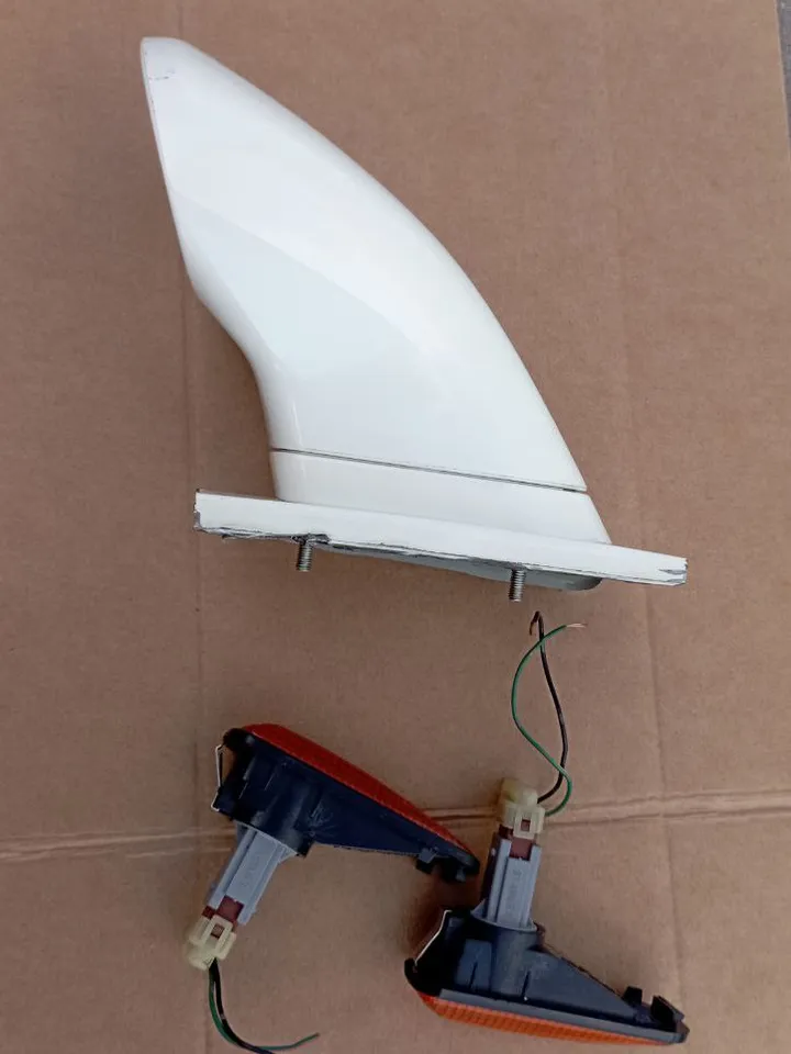 USED JDM HONDA CRV/CR-V 97-01 RD1,RD2 WHITE FENDER MIRROR &  Amber Side Marker Lights