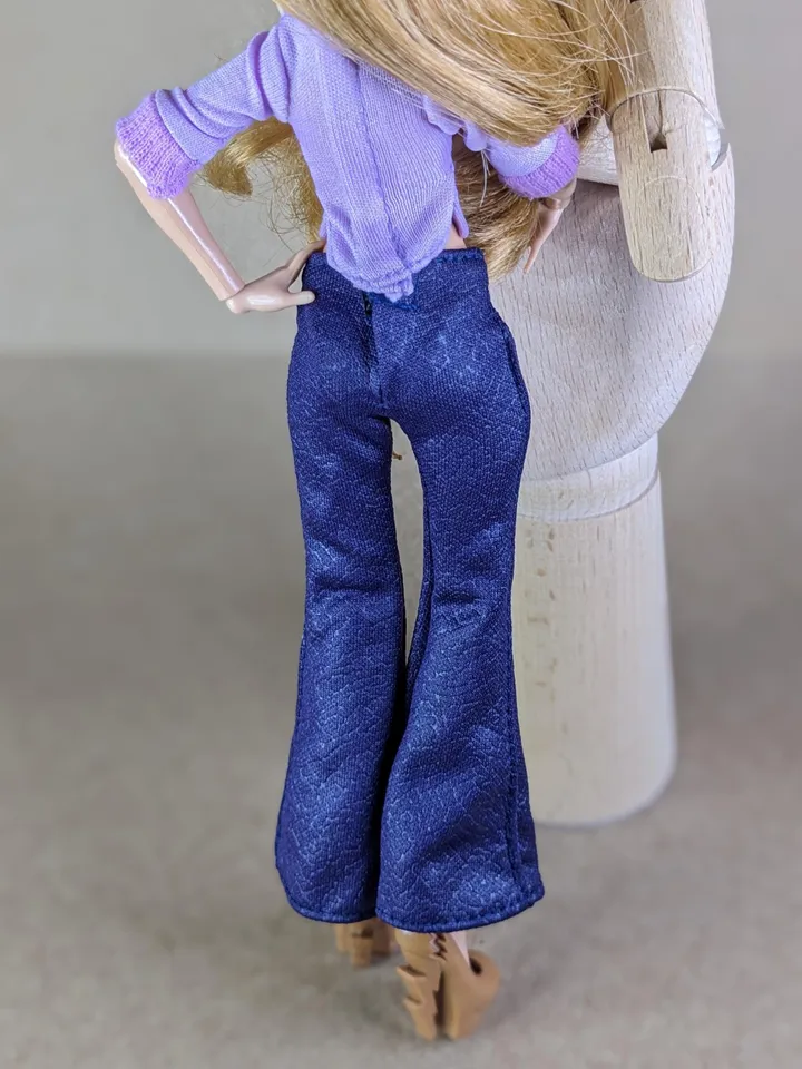 Purple pants for 10.5-inch female dolls (MH, EAH)