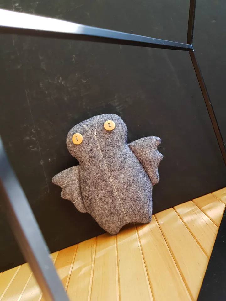 Owl sewing pattern PDF, digital tutorial in English, felt animal sewing diy, felt doll pattern