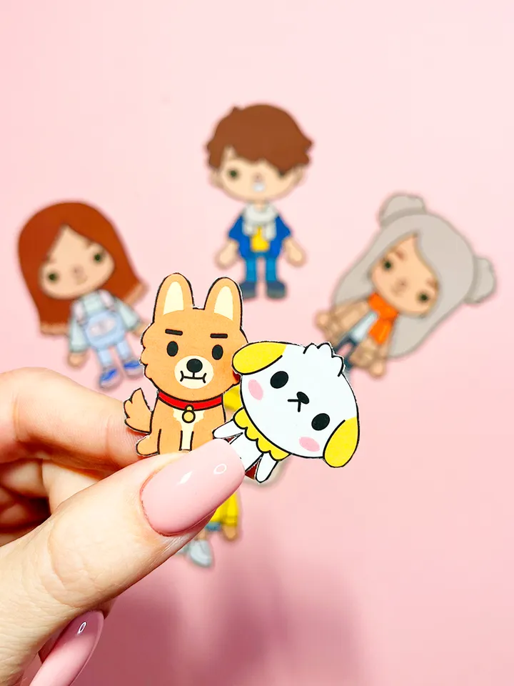Toca Boca Paper Dolls with Clothes to Cut Out