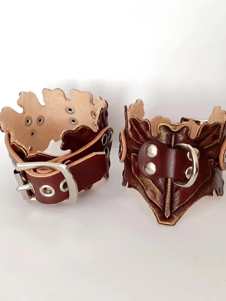 Amazing bondage set for women-bdsm collar, wrist and ankle cuffs