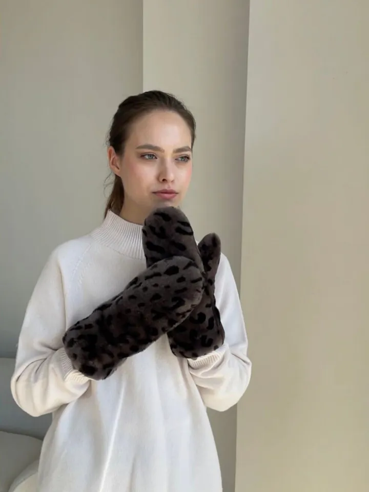 Genuine shearling mittens leopard print / real fur mittens /women gloves animal print / winter gloves / cold weather accessories