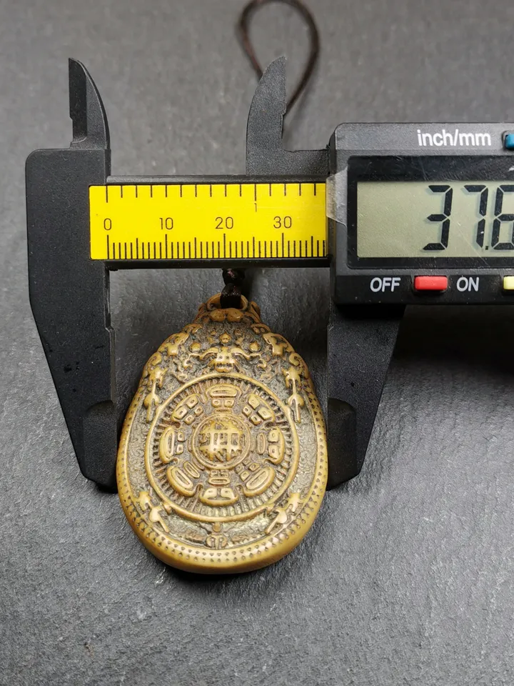 Gandhanra Antique Tibetan Buddhist Calendar Amulet,Yak Bone Carved Melong Mirror,SIPAHO(srid pa ho) Badge,1.46 inches, 20 Years Old