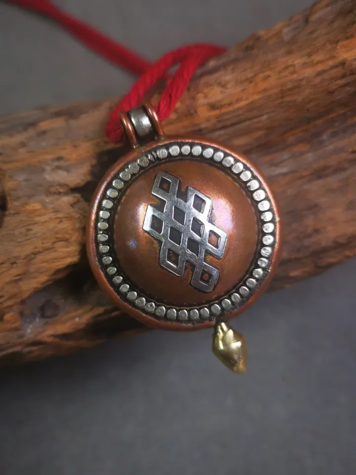 Gandhanra Acient Gau Ghau Shrine, Unique Round Tibetan Buddhist Altar Amulet Pendant