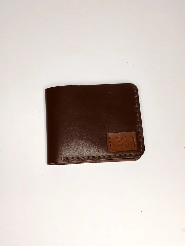 Handcrafted Bifold Wallet for Men, Made from Cowhide Leather, Leather Wallet Men Groomsman Wallet Slim ID Credit Card Wallet.