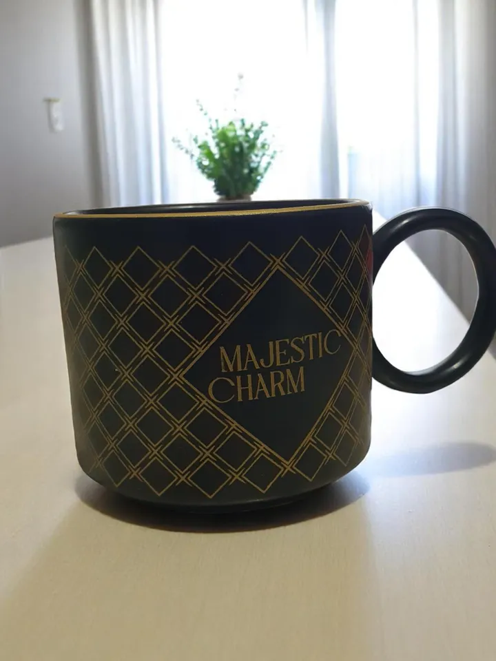 Majestic Charm Mug 200ml Black And Gold Coffee Cup Elegant Tea Mug Luxury Ceramic Drinkware Stylish Office Mug Modern Gift Idea