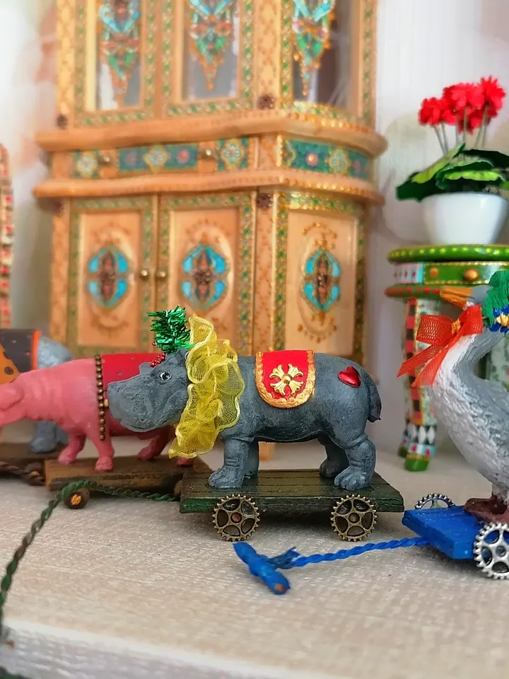Hippo on a cart. Vintage toy. Circus toy.1:12 scale.