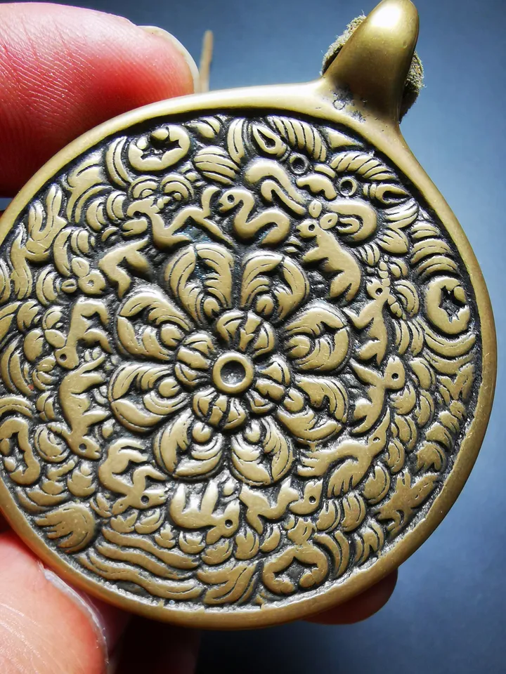 Gandhanra Vintage Mandala Badge - Tibetan Buddhist Amulet, Cross Vajra Pattern Melong Mirror, SIPAHO, Fengshui Protective Pendant