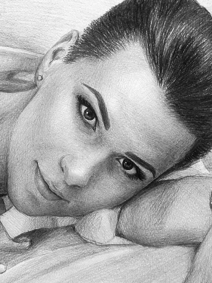 Custom pencil portrait | Hand drawn portraits from photos | Hand drawn pencil portrait