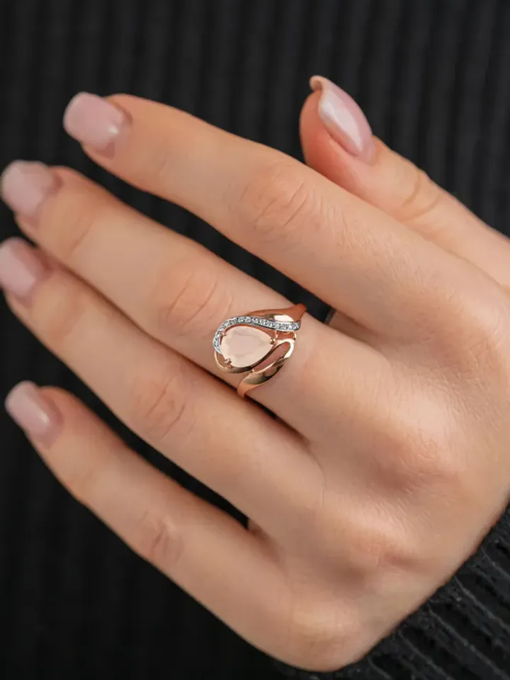 Ring Silver gold plated 925 assay value with white agate