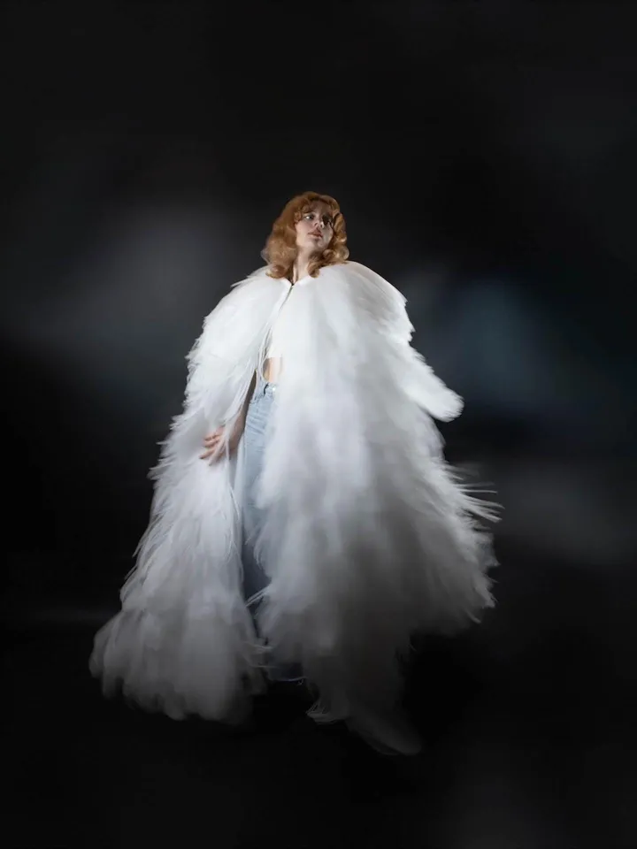 Feather cape, feather coat, ostrich feather cape, feather stole, festival clothing, wedding cape,wedding clothing,bridal decoration,carnival
