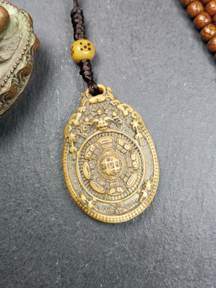 Gandhanra Antique Tibetan Buddhist Calendar Amulet,Yak Bone Carved Melong Mirror,SIPAHO(srid pa ho) Badge,1.46 inches, 20 Years Old