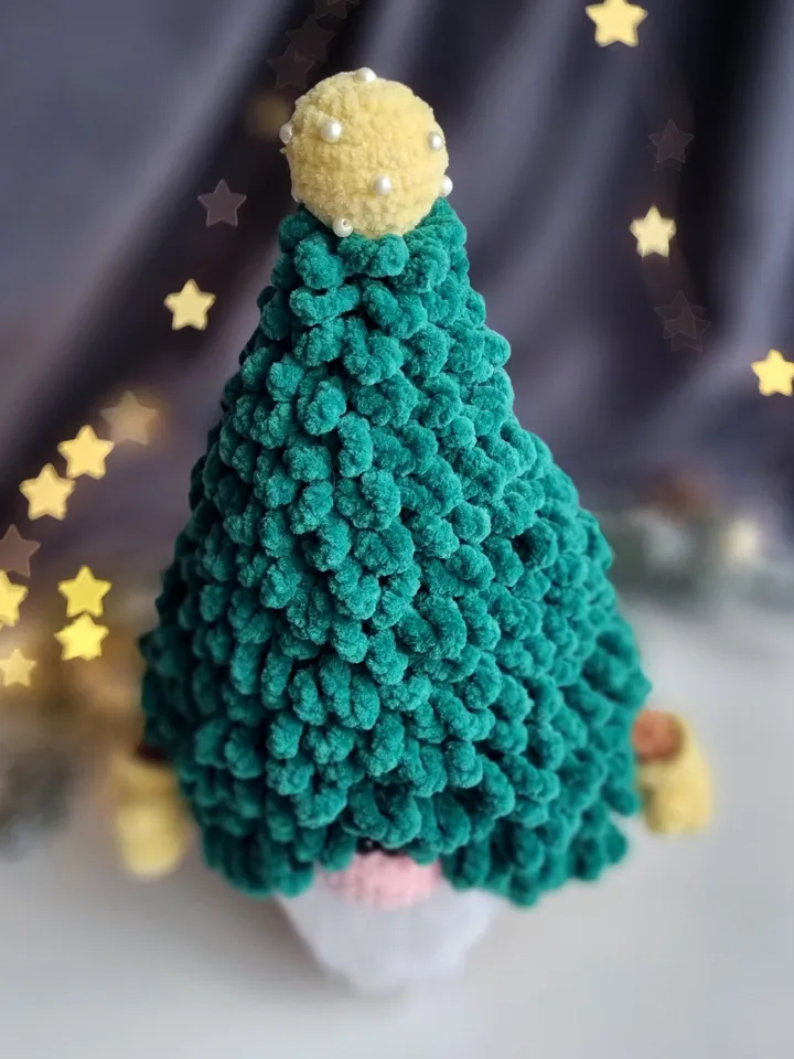 Crochet Christmas tree gnome pattern. Crochet tree pattern. Amigurumi Christmas tree. Crochet gnome pattern. Crochet Christmas decor
