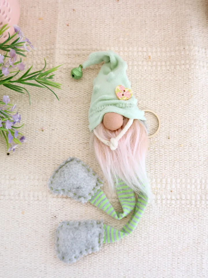 Spring gnome keychain