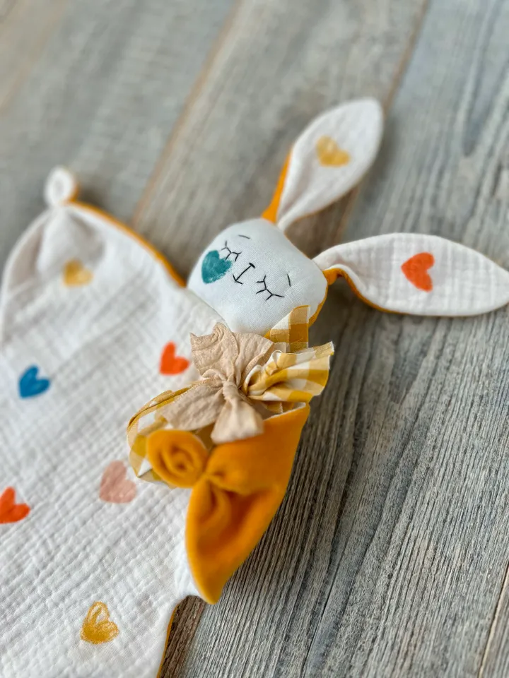 Hare Comforter Toy
SEWING PATTERN