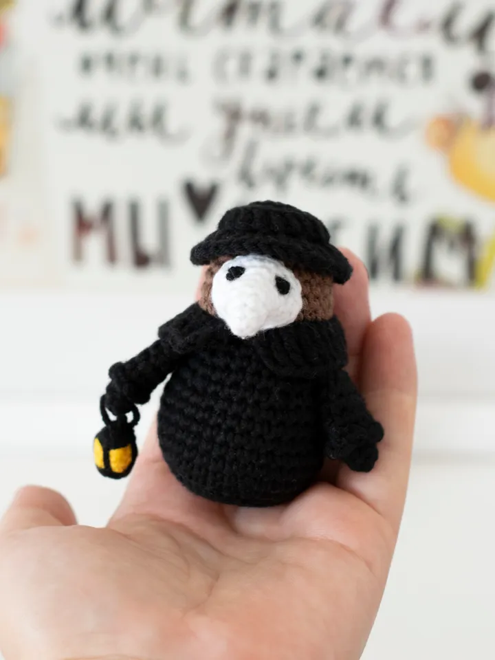 Plague doctor stuffed figurine, gothic art doll, creepy cute toy for Halloween, spooky vibes, horror dark toy
