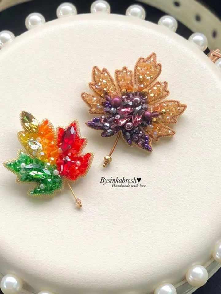Claple leaf brooch/handmade brooch/handmade jewelry/flower brooch/Claple leaf jewelry/oak leaf brooch/acorn brooch