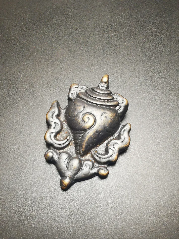 Gandhanra Handmade Shankha,Divine Conch Badge,Tibetan Buddhist Amulet Pendant