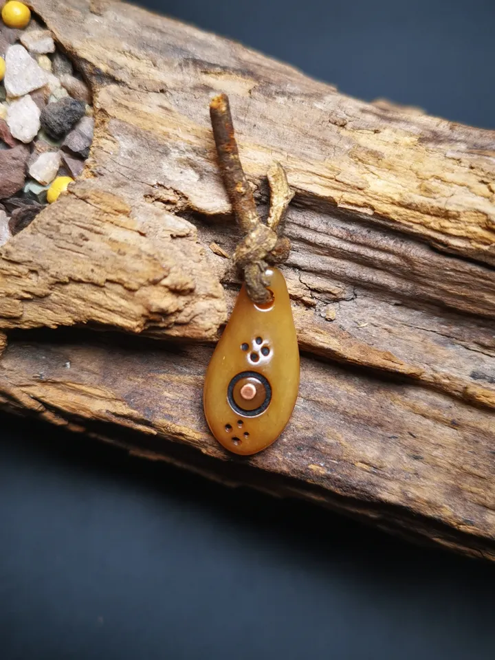 Gandhanra Tibetan Yak Bone Carved Bead Counter Pendant,Mani Jewel Amulet for Mala,Prayer Beads