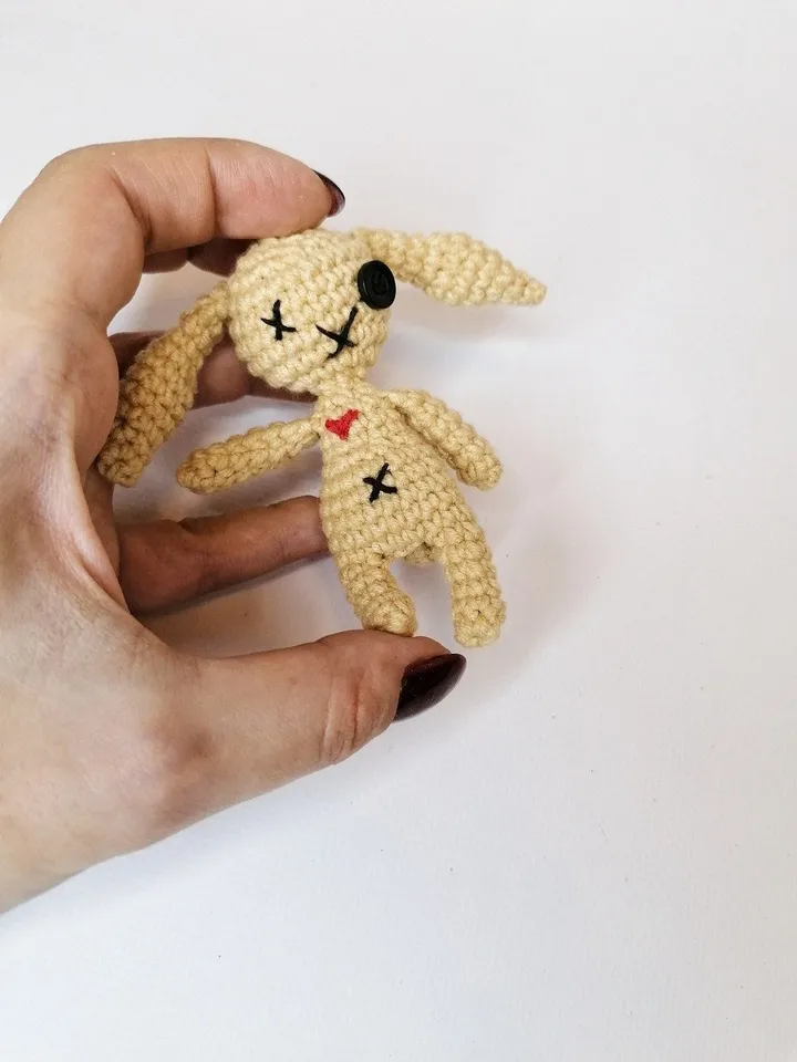 PDF Coraline doll crochet pattern, button eyes doll, Crochet pattern voodoo, voodoo doll, Halloween amigurumi pattern, voodoo bunny pattern