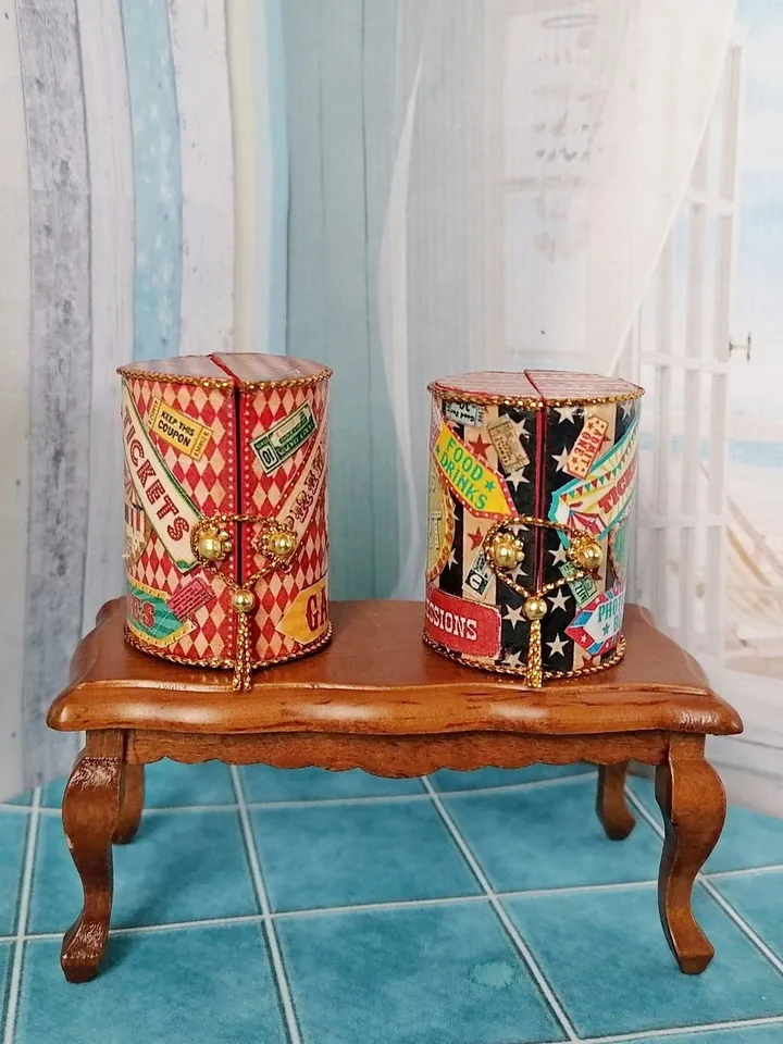 Circus for the dollhouse. Miniature circus. 1:12. Dollhouse miniature.